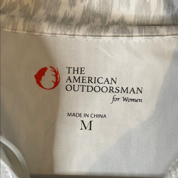 Women’s The American Outdoorsman for Women Quarter-Zip Pullover, size M - Picture 2 of 10